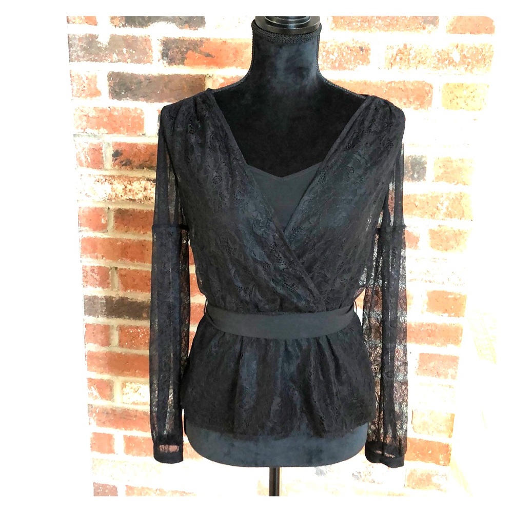 NEW w/ TAGS! Long-Sleeve Laced Shirt!